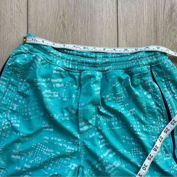 Lululemon Men’s Pace Breaker Running Short Lined Size Small Turquoise Pattern - Picture 11 of 12